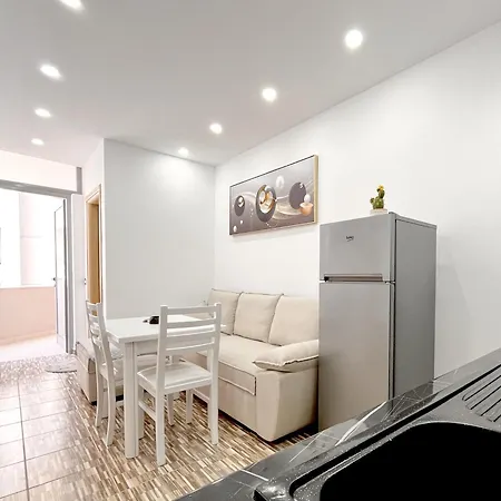 Kam Apartments In The City Center Vlore Exterior photo