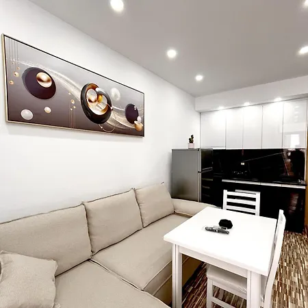 Kam Apartments In The City Center Vlore Exterior photo